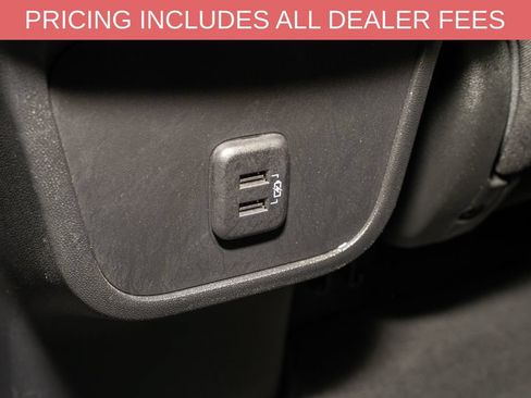 Used 2024 Chevrolet Equinox LT FWD image 8