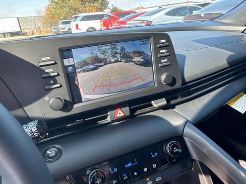 New 2026 Hyundai Elantra Sport FWD image 19