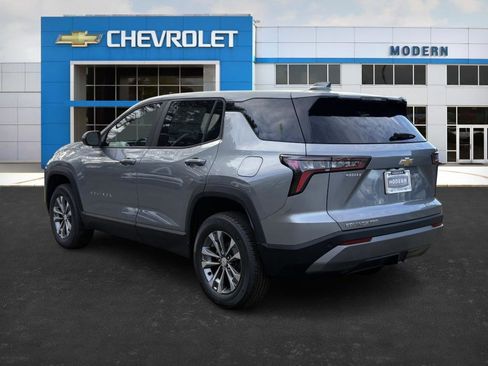 New 2026 Chevrolet Equinox LT image 3