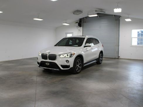 Used 2018 BMW X1 sDrive28i FWD image 4