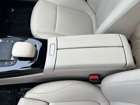 Used 2022 Mercedes-Benz CLA 250 image 21