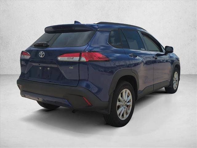 Certified 2023 Toyota Corolla Cross LE FWD image 5
