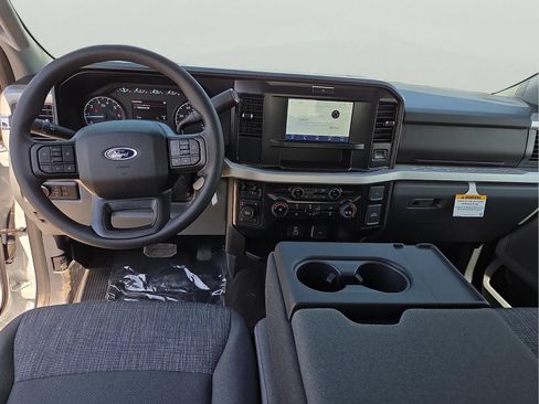 New 2026 Ford F250 XLT w/ FX4 Off-Road Package AWD/4WD image 11