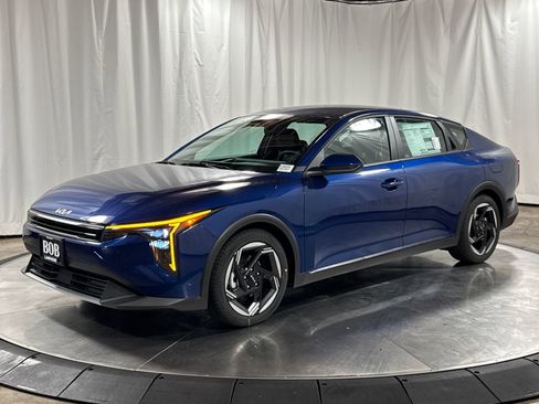 New 2026 Kia K4 GT-Line Turbo FWD image 1