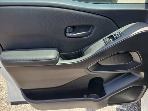 Used 2022 Nissan Frontier S w/ Technology Package RWD image 9