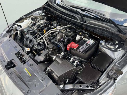 Used 2024 Nissan Altima 2.5 SV FWD image 48