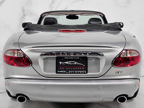Used 2001 Jaguar XK8 Convertible RWD image 11