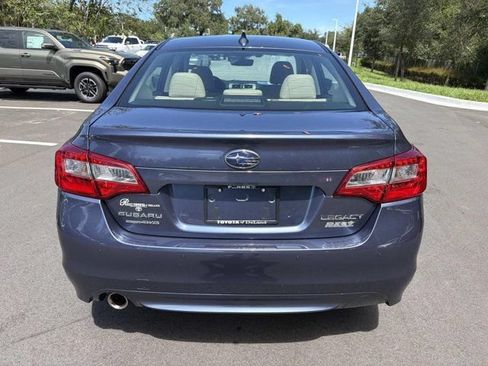 Used 2017 Subaru Legacy 2.5i Limited AWD/4WD image 3