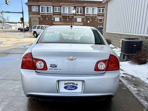 Used 2010 Chevrolet Malibu LT w/ Power Convenience Package image 4