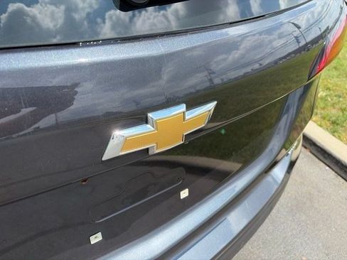Used 2022 Chevrolet Equinox LS AWD/4WD image 46