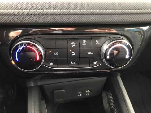 Used 2025 Chevrolet TrailBlazer ACTIV w/ Driver Confidence Package AWD/4WD image 28