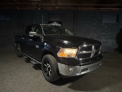 Used 2014 RAM 1500 Classic SLT w/ Luxury Group AWD/4WD image 8