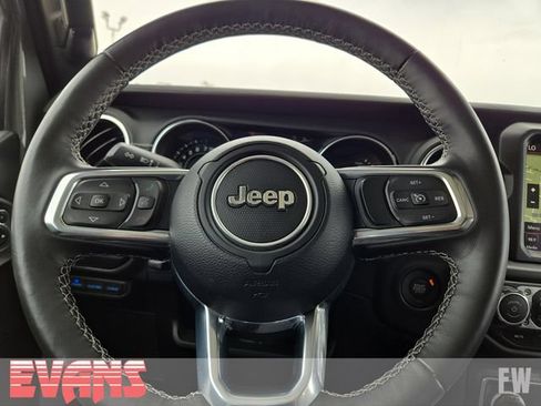 Used 2023 Jeep Wrangler Unlimited Sahara w/ Cold Weather Group AWD/4WD image 14