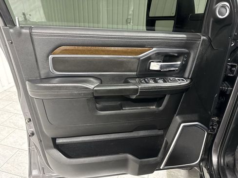 Used 2023 RAM 4500 Laramie AWD/4WD image 23
