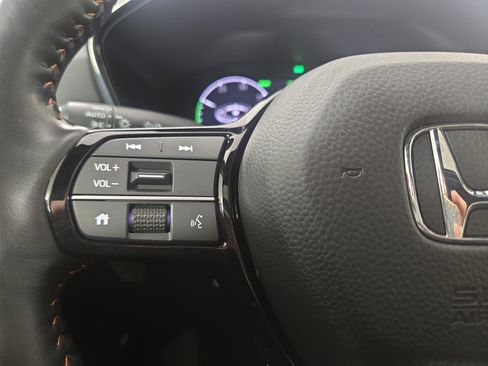 Used 2024 Honda CR-V Sport Touring image 15