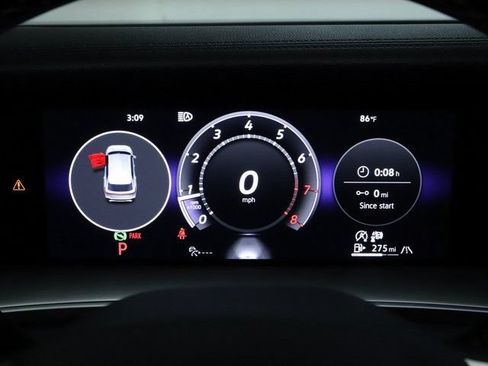 Certified 2025 Volkswagen Tiguan SE AWD/4WD image 24