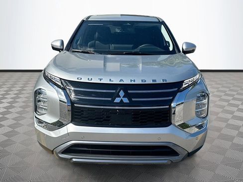 New 2026 Mitsubishi Outlander SE FWD image 2