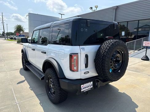 New 2026 Ford Bronco Outer Banks AWD/4WD image 4