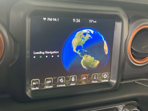 Used 2023 Jeep Gladiator Mojave w/ LED Lighting Group AWD/4WD image 13