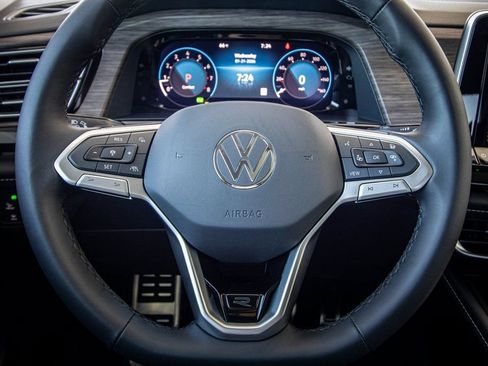 New 2026 Volkswagen Atlas SEL Premium R-Line AWD/4WD image 34