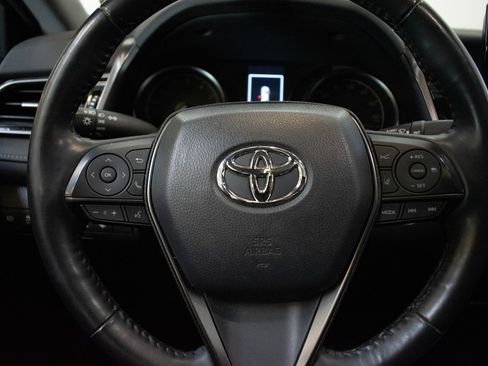 Used 2023 Toyota Camry SE w/ Cold Weather Package FWD image 12