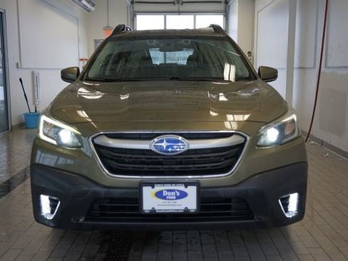 Used 2020 Subaru Outback Premium image 17