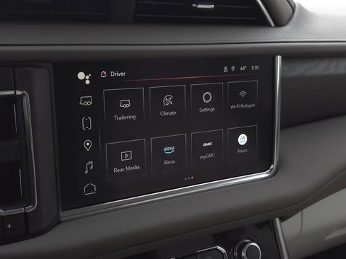 Used 2024 GMC Yukon XL Denali w/ Advanced Technology Package image 25