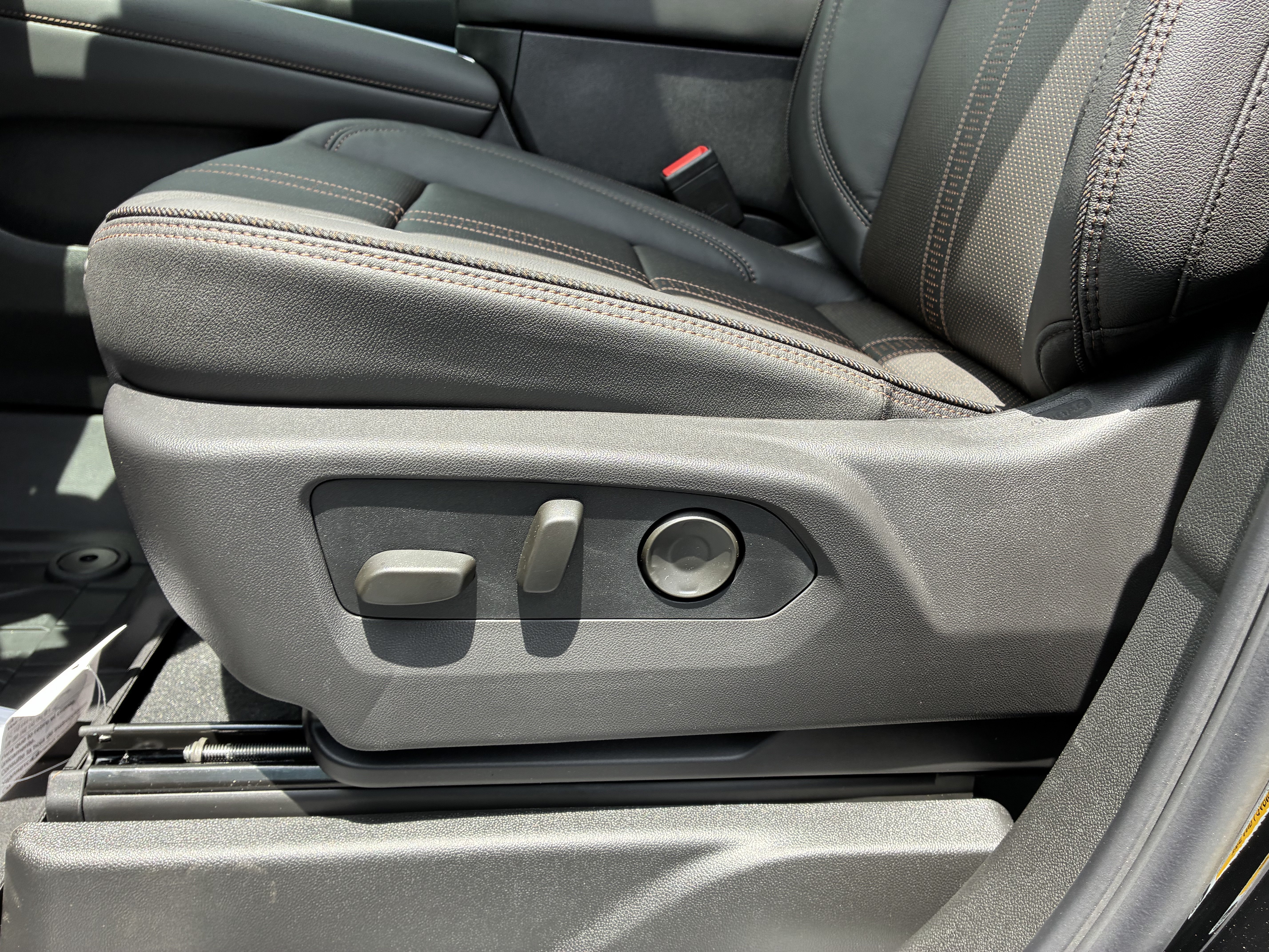 New 2026 Chevrolet Tahoe High Country RWD image 26