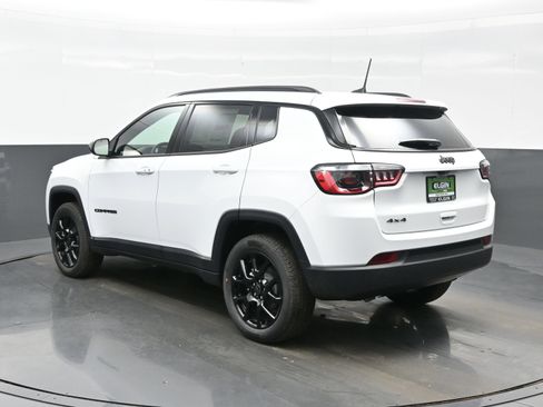 New 2026 Jeep Compass Latitude AWD/4WD image 5