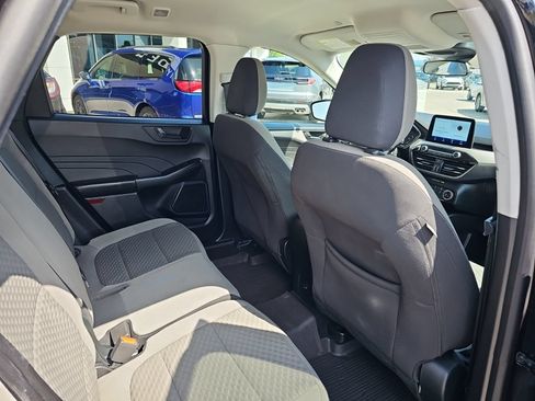 Used 2022 Ford Escape SE FWD image 30