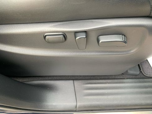 Used 2017 Nissan Armada Platinum RWD image 15