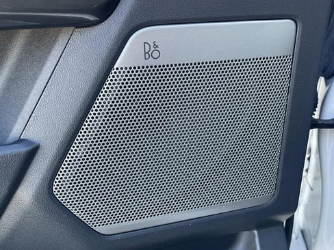 Used 2023 Ford F150 Lariat w/ Equipment Group 502A High image 17