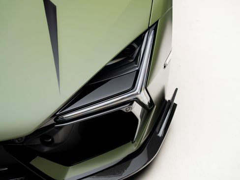 Used 2024 Lamborghini Revuelto AWD/4WD image 11