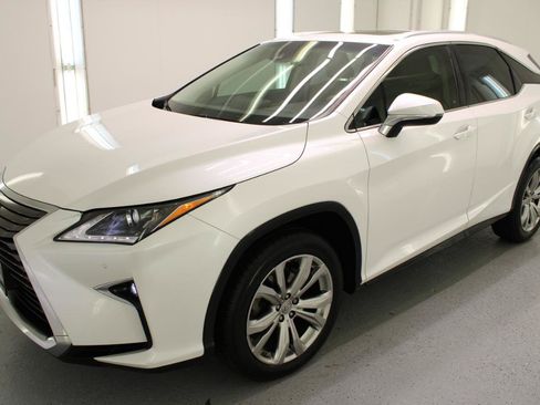 Used 2017 Lexus RX 350 FWD w/ Premium Package image 5