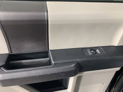 Used 2018 Ford F150 XL w/ Equipment Group 101A Mid image 30