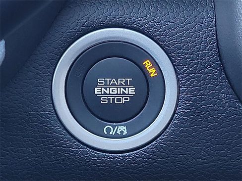 Used 2025 RAM 3500 Big Horn image 17