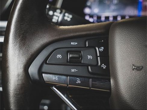 Used 2022 Cadillac Escalade Sport w/ LPO, ONYX Package image 16