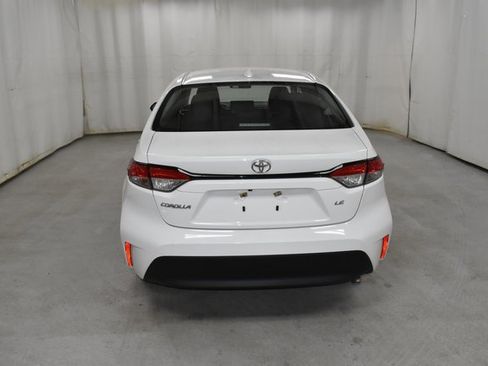 Used 2024 Toyota Corolla LE image 6