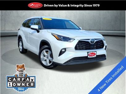 Certified 2022 Toyota Highlander LE