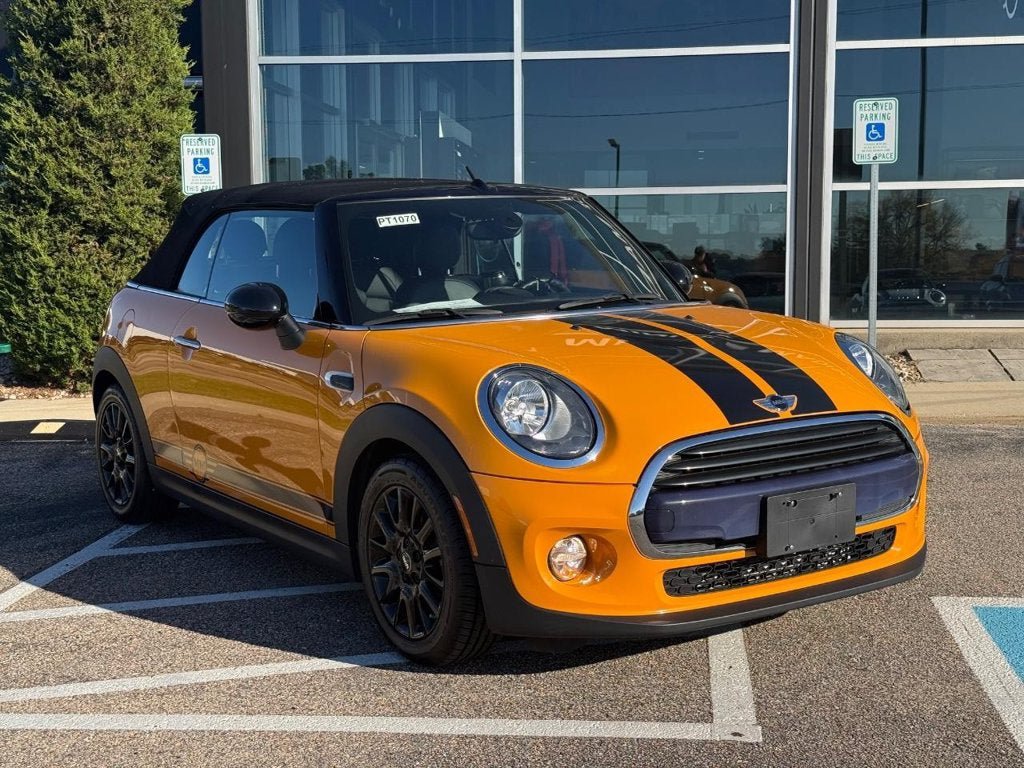 Used 2017 MINI Cooper Convertible FWD image 13
