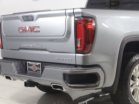 Used 2023 GMC Sierra 1500 Denali AWD/4WD image 45