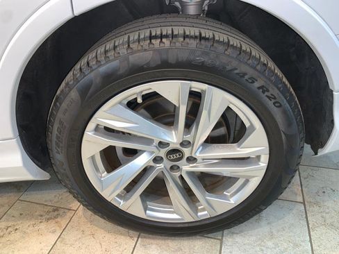 Used 2023 Audi Q7 3.0T Prestige image 11