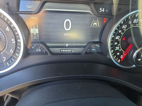 Used 2025 RAM 1500 Laramie AWD/4WD image 18