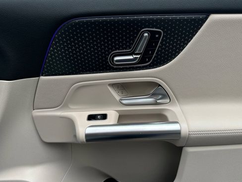 New 2025 Mercedes-Benz GLA 250 image 21