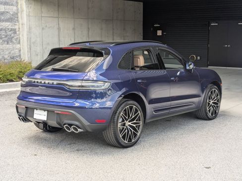 New 2026 Porsche Macan AWD/4WD image 9