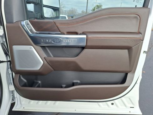 Used 2025 Ford F350 King Ranch w/ Chrome Package image 18