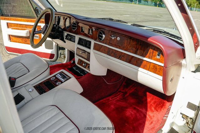 Used 1989 Rolls-Royce Silver Spirit RWD image 32