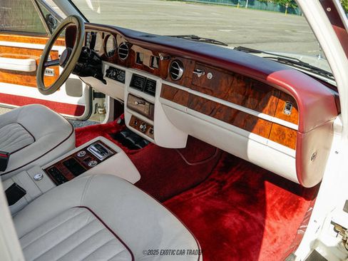 Used 1989 Rolls-Royce Silver Spirit RWD image 32
