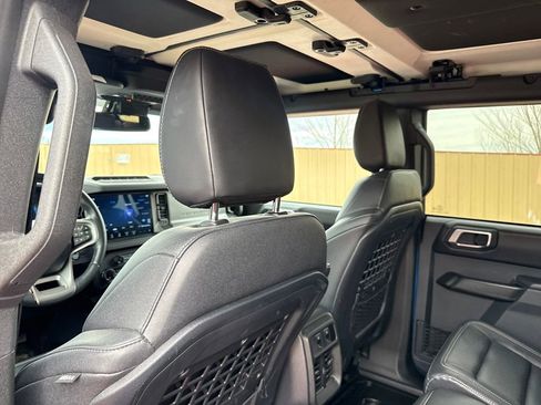 Certified 2025 Ford Bronco Badlands AWD/4WD image 22