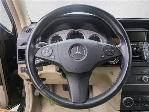 Used 2011 Mercedes-Benz GLK 350 2WD image 12